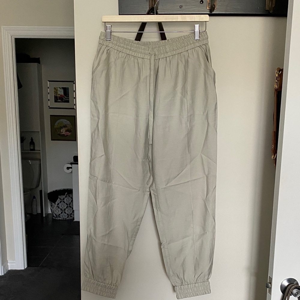 Ladies jogger pants
